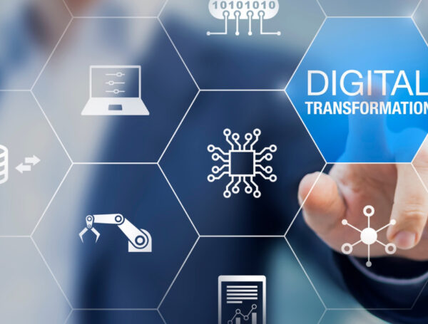 Chuyển đổi số là gì? Tại sao hạ tầng mạng đóng vai trò cốt lõi trong quá trình chuyển đổi số của doanh nghiệp?